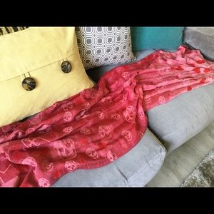 Alexander McQueen red heart scarf